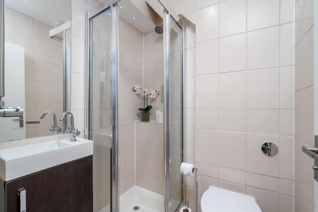 Paddington Prime Tourist Entire 1 Bed Flat For 4 Apartman London Kültér fotó