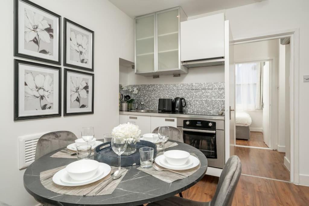 Paddington Prime Tourist Entire 1 Bed Flat For 4 Apartman London Kültér fotó